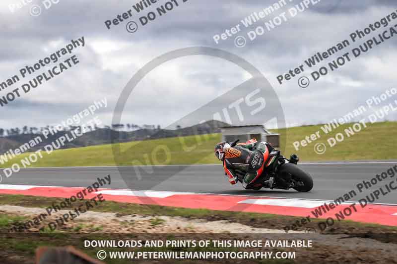 cadwell no limits trackday;cadwell park;cadwell park photographs;cadwell trackday photographs;enduro digital images;event digital images;eventdigitalimages;navarra;no limits trackdays;peter wileman photography;racing digital images;trackday digital images;trackday photos
